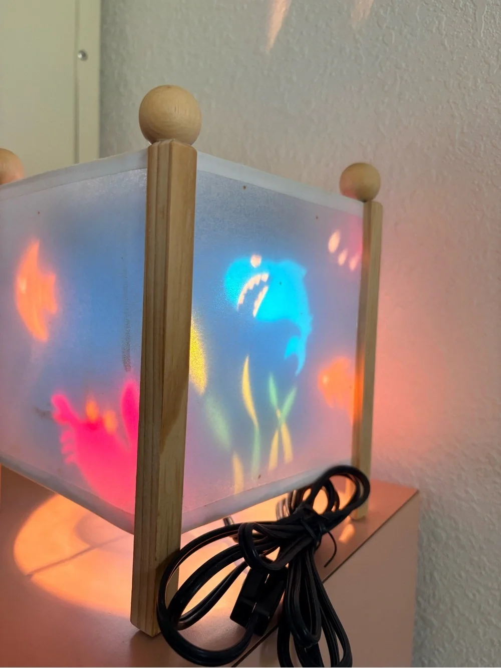 VTG 97 RAINBOW FISH MOTION LAMP Trousseller Magic Spinning LANTERN Night Lite